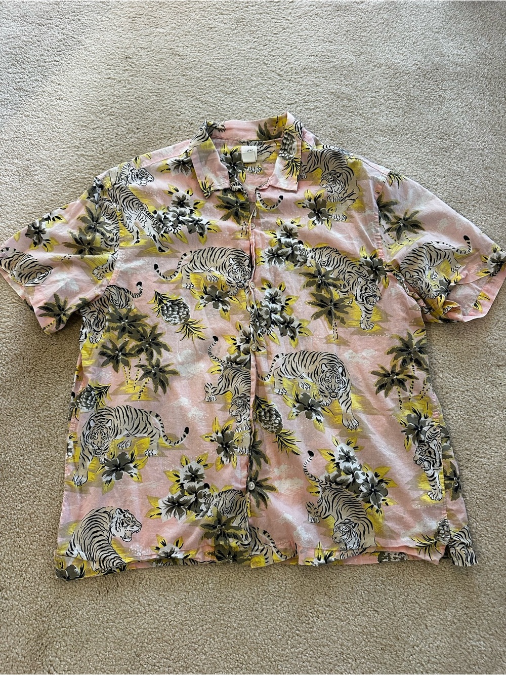 H&M Pink Short-Sleeve Shirt Jacket with Tiger & Floral Print